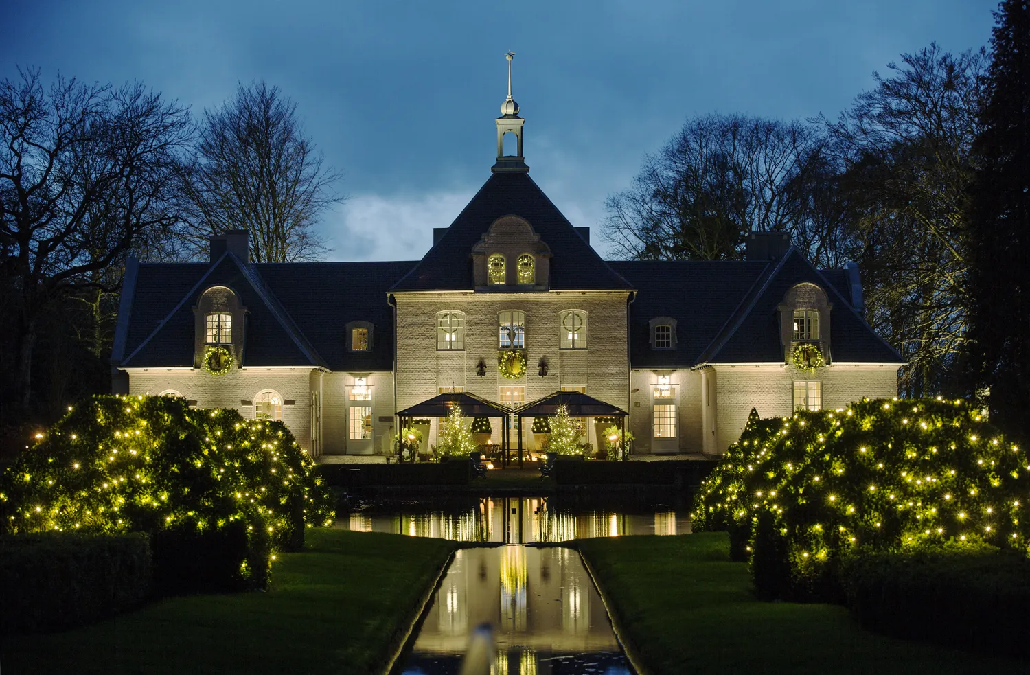 Uplit castle at night