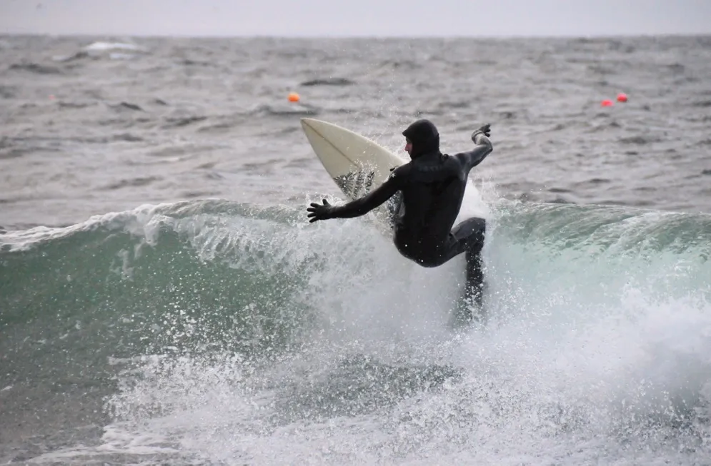 Surfing in Molle 2