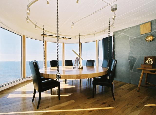 A board room with a view of the sea at Falknästet near Kullaberg