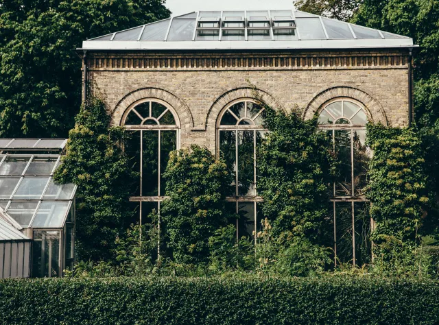 Byggnad i Engelska Trädgården